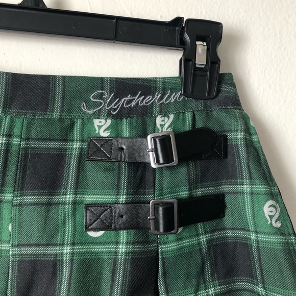 Hot Topic Harry Potter Sold Out Slytherine Gingham Skirt - Picture 3 of 6